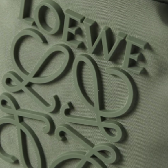 LOEWE NWT NEW green puffer nylon bucket hat 58 cm - current season - $690 - Picture 6 of 6